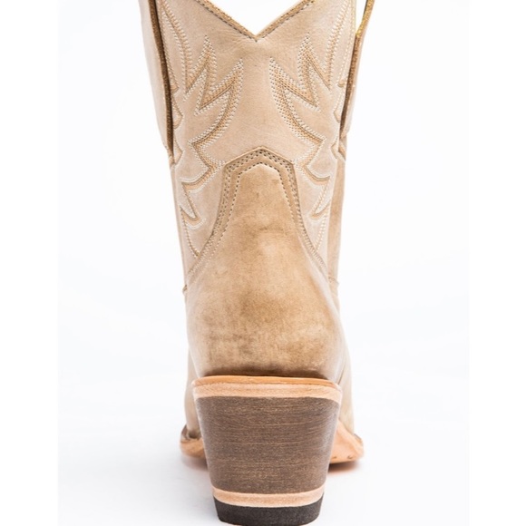 IDYLLWIND WOMEN\'S WHEELS NATURAL WESTERN BOOTIES - ROUND TOE SIZE 7